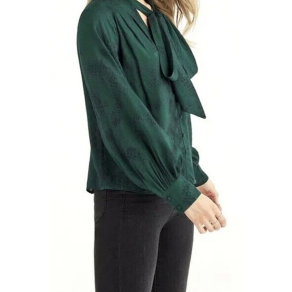 7 For All Mankind Women's Green Long Sleeve Blouse Size XS Runs Big NWT - Picture 15 of 16